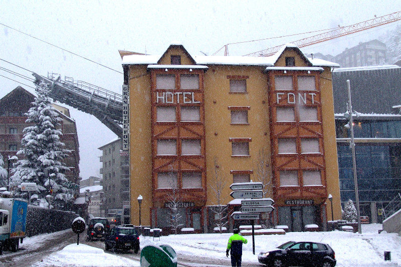 Font Andorra Hostel La Massana Exterior photo